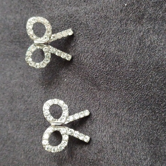 $4 Add-on Lot of 3 Pairs of Earrings With Rhinestones & Faux Pearl Detail - Picture 2 of 5